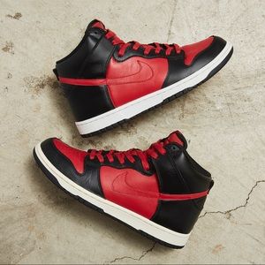 Nike Dunk High ‘Black/White/Varsity Red’